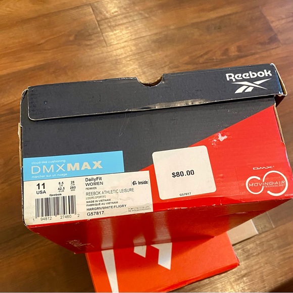 New in Box- Ladies Reebok DMX MAX - Size 11 - Picture 5 of 7
